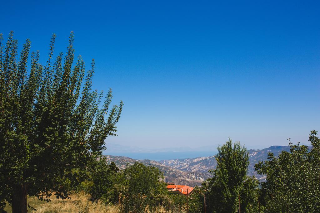 فيلا Litheon House Synikia Mesi Trikalon المظهر الخارجي الصورة