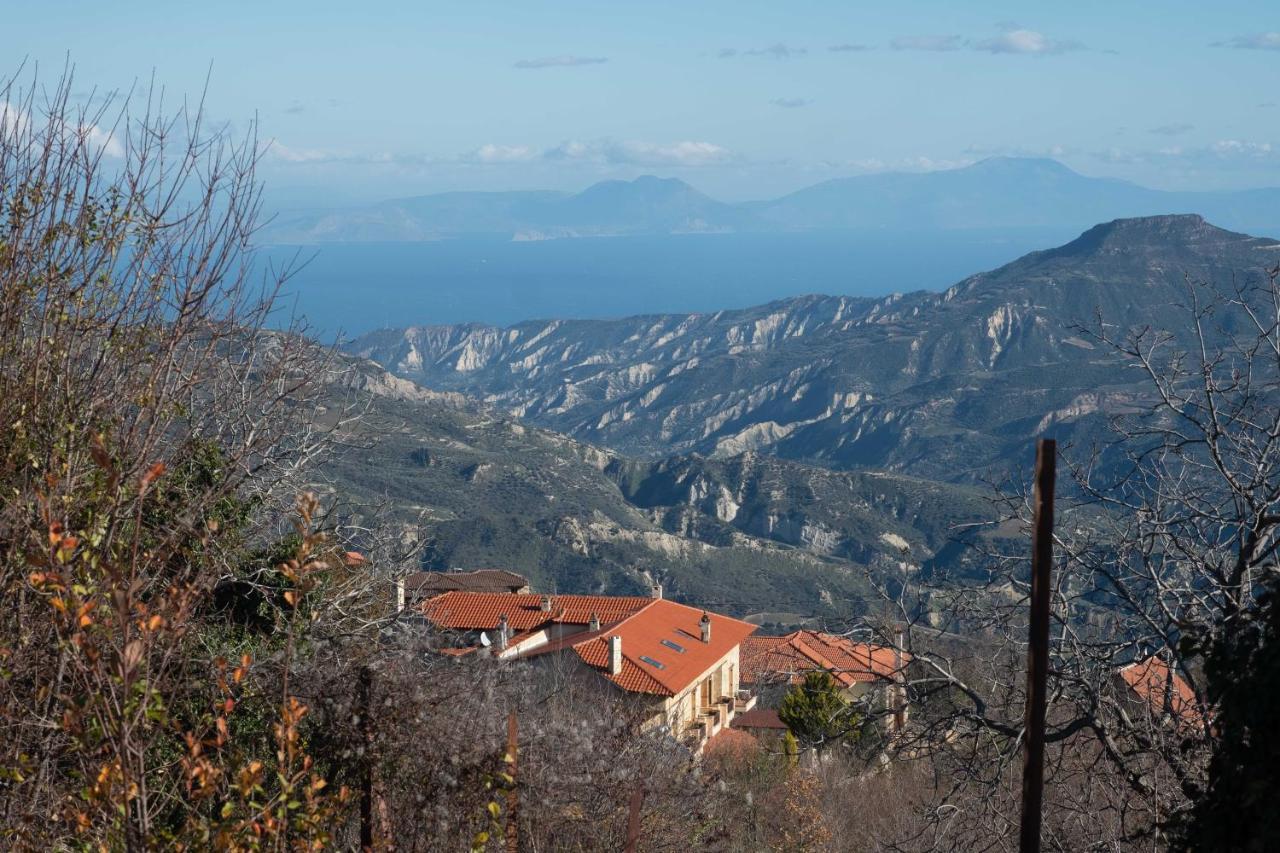 فيلا Litheon House Synikia Mesi Trikalon المظهر الخارجي الصورة